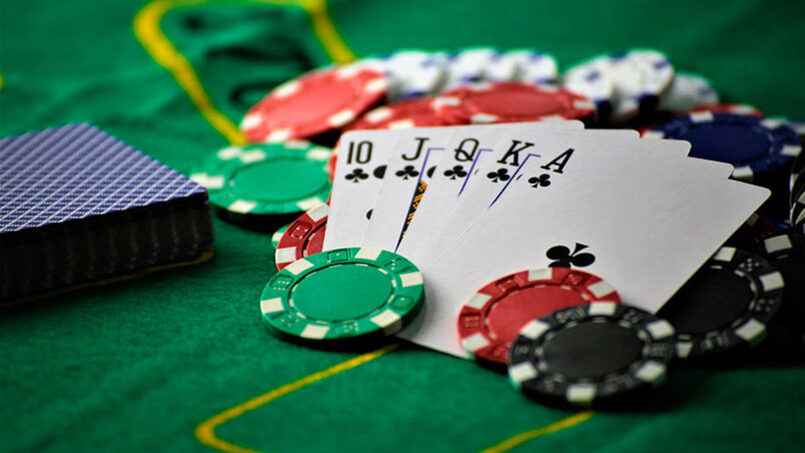 Ghi nhớ thứ tự xếp hạng các hand bài là yếu tố bắt buộc để chơi tốt bài Poker